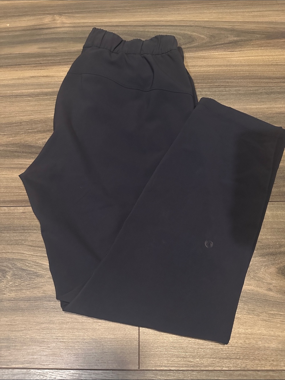 Women’s Lululemon Blue Stretch Joggers with Elastic Waist